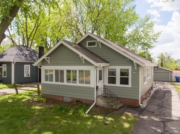 1338 33rd St, Des Moines, IA 50311