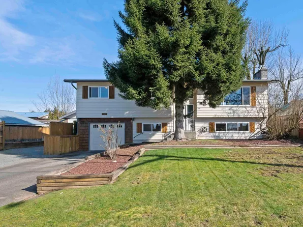 2096 Martens St, Abbotsford, BC V2T 6M6