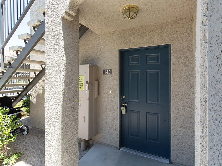 10245 S Maryland Pkwy #145 — Photo 2