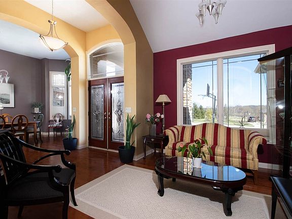 4th image of 932 Tuscany Way