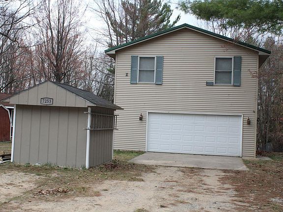 2nd image of 7253 County Road 612 NE