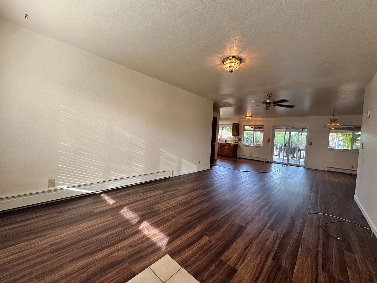 445 N Spring St — Photo 3