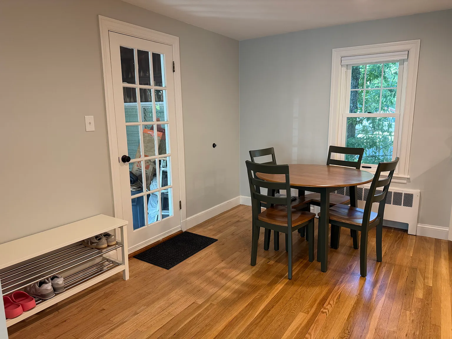 3 bed, 1.5 bath, 1344 sqft, $1,100 — Photo 4
