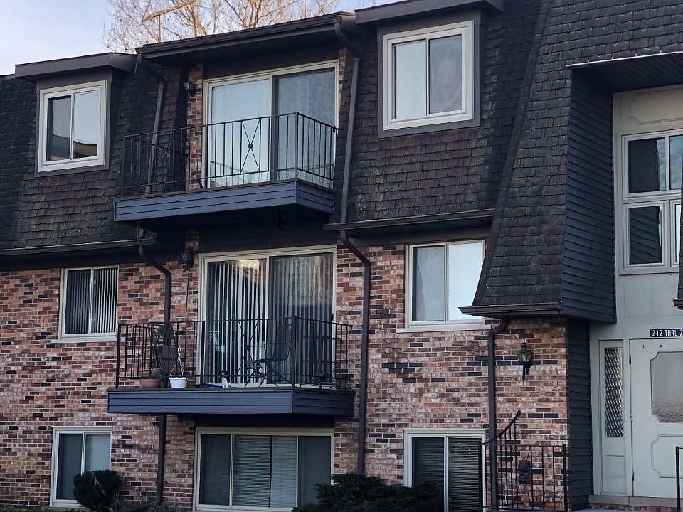 1st image of 221 Riviera Dr