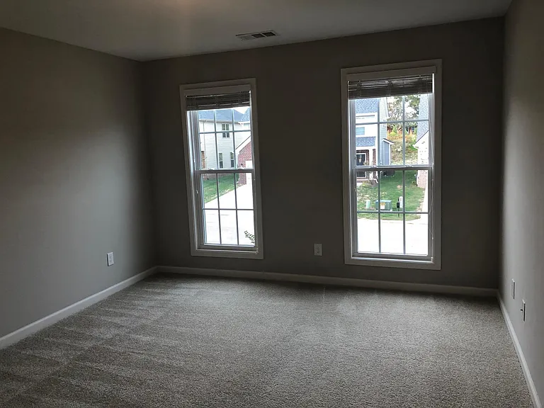 12616 Hartsfield Ln — Photo 8