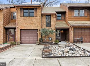 3 Lafayette Ln, Cherry Hill, NJ 08003