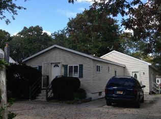44 Reeves Bay Trl, Flanders, NY 11901