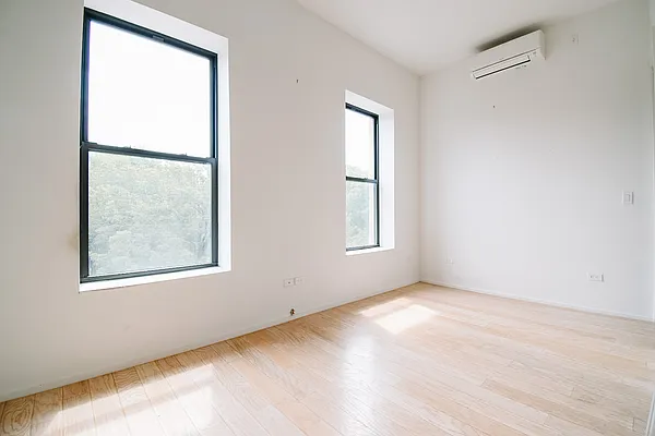 Rented by Skyward | media 11