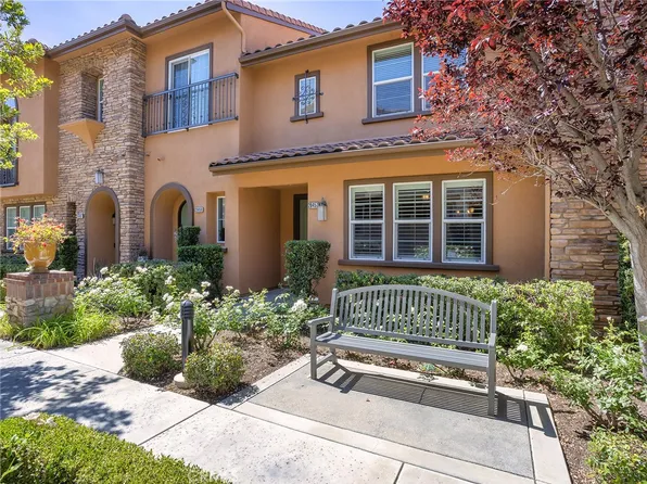 28457 Herrera St, Santa Clarita, CA 91354