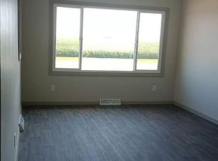 405 Boles St, Chenoa, IL 61726