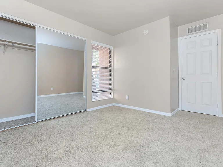 3 bed 2 bath interior