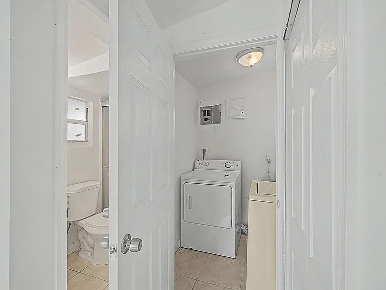 301 SE 21st Ave — Photo 28