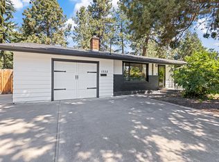1222 NE Burnside Ave, Bend, OR 97701