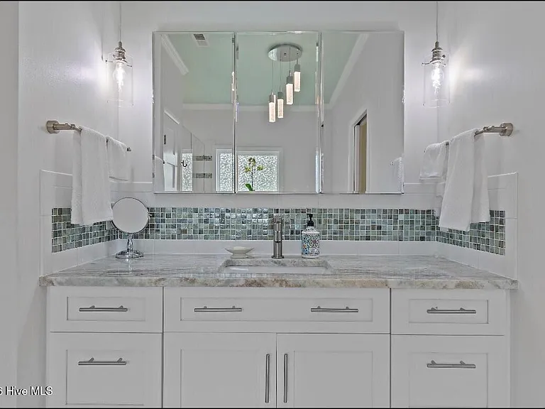 4117 Bittern Ct SE — Photo 9