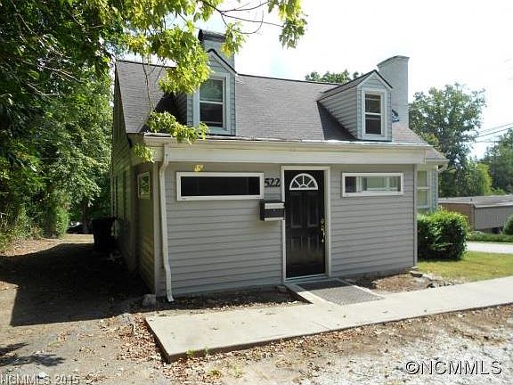 1st image of 522 Fleming St