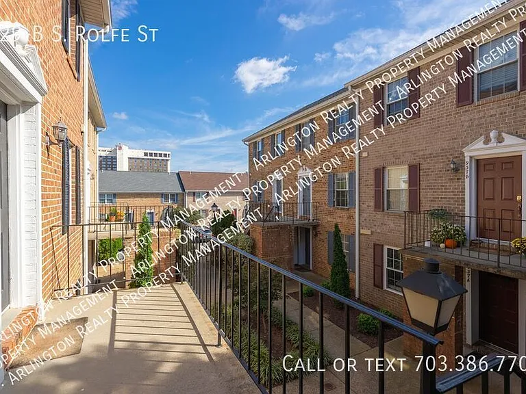929 S Rolfe St #B — Photo 2