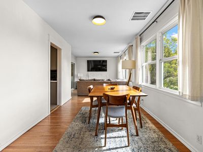 3121 Lake Hollywood Dr, Los Angeles, CA, 90068