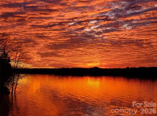 2207C Horton Ln, Camden, SC 29020