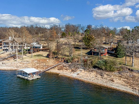 3rd image of 453335 E 320th Rd