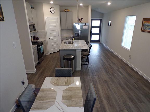4th image of 15419 Dapple Bluff Ln