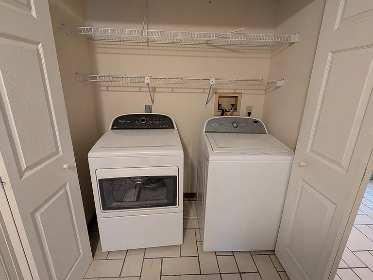 510 Emann Dr — Photo 19