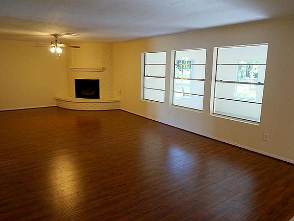 3rd image of 7531 Brush Wood Dr