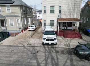 117-119 Dora St, Providence, RI 02909
