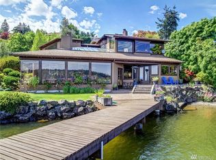 15724 Beach Dr NE, Seattle, WA