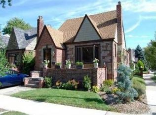 6493 84th Pl, Middle Village, NY 11379