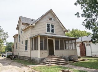 410 S 10th St, Independence, KS 67301