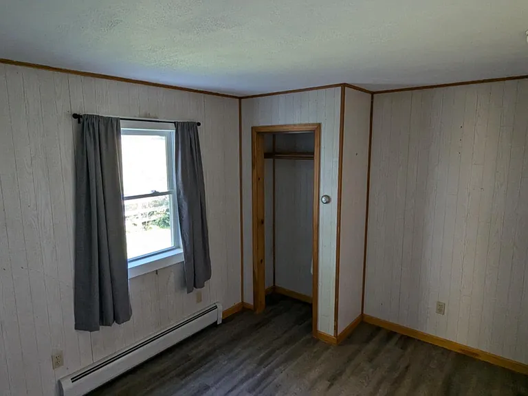 1518 Border Rd — Photo 9