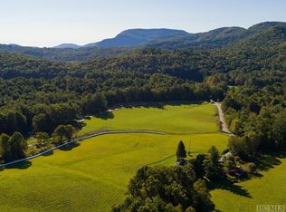 1800 Jodytown Rd, Cashiers, NC 28717