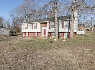 1111 Rosebrook Dr, Clarksville, TN 37042