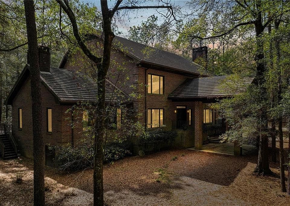 1st image of 28282 Shade Tree Ln