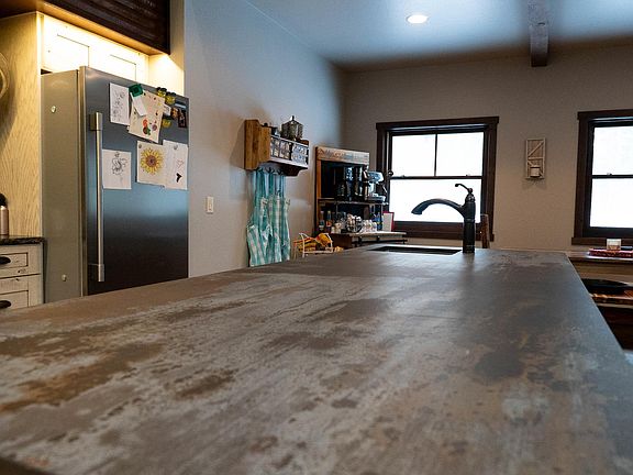 3rd image of 3235 Eagle Ridge Rd