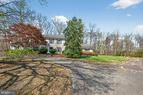 21733 Oatlands Rd Photo 1