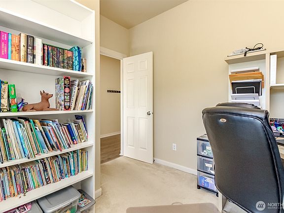 4th image of 4518 152nd Avenue Ct E