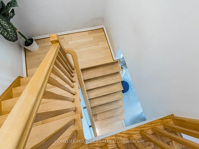 2335 Council Ring Rd — Photo 28
