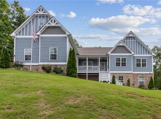 420 Davenport Rd, Braselton, GA 30517