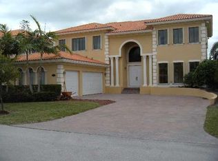 7950 SW 195th Ter, Cutler Bay, FL 33157