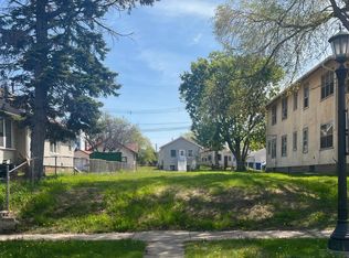 390 Fry St, Saint Paul, MN 55104