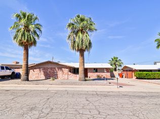 1900 S Augusta Cir, Tucson, AZ 85710