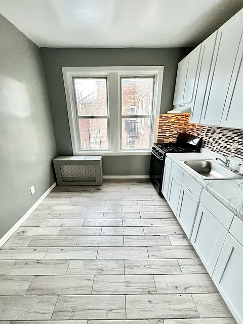3 bed, $1,950 — Photo 3