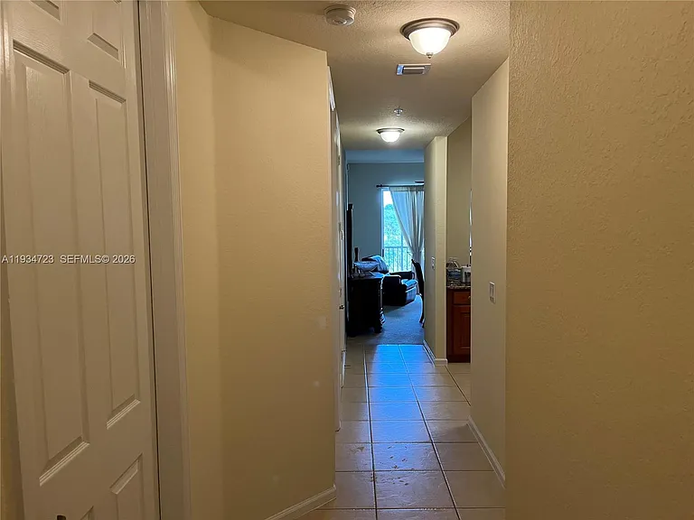 3500 Oaks Clubhouse Dr #308 — Photo 11