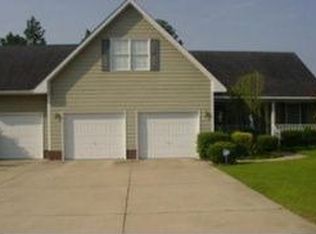 6716 Jacobs Creek Cir, Fayetteville, NC 28306