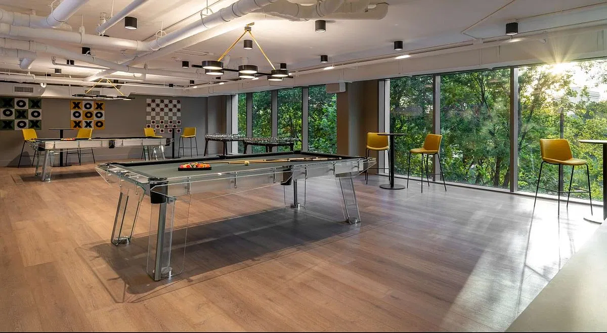 1 bed, 1.0 bath, 657 sqft, $3,450 — Photo 2