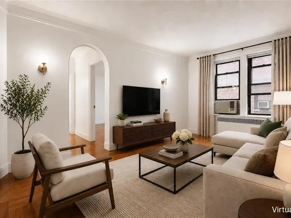 35-05 Parsons Blvd #1J, Flushing, NY 11354
