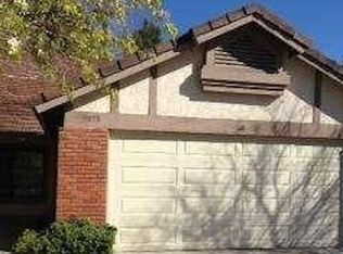 3858 Lost Springs Dr, Calabasas, CA 91301