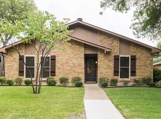 8514 Grumman Dr, Dallas, TX 75228