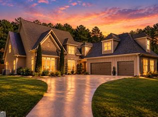 142 Drews Ridge Dr, Newnan, GA 30263